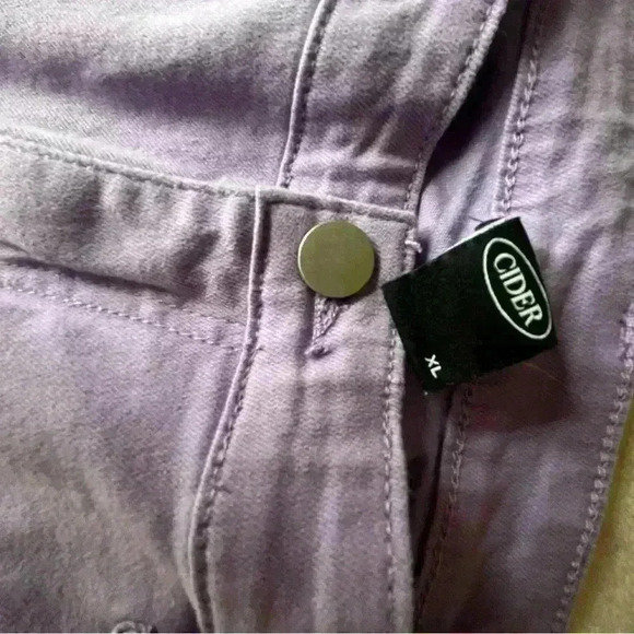 Lavender Jeans! Juniors XL - Picture 4 of 6